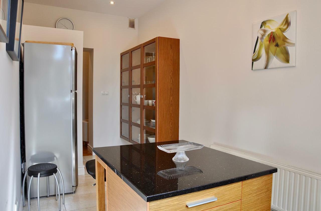 Tresor Barska Apartments Krakow Luaran gambar