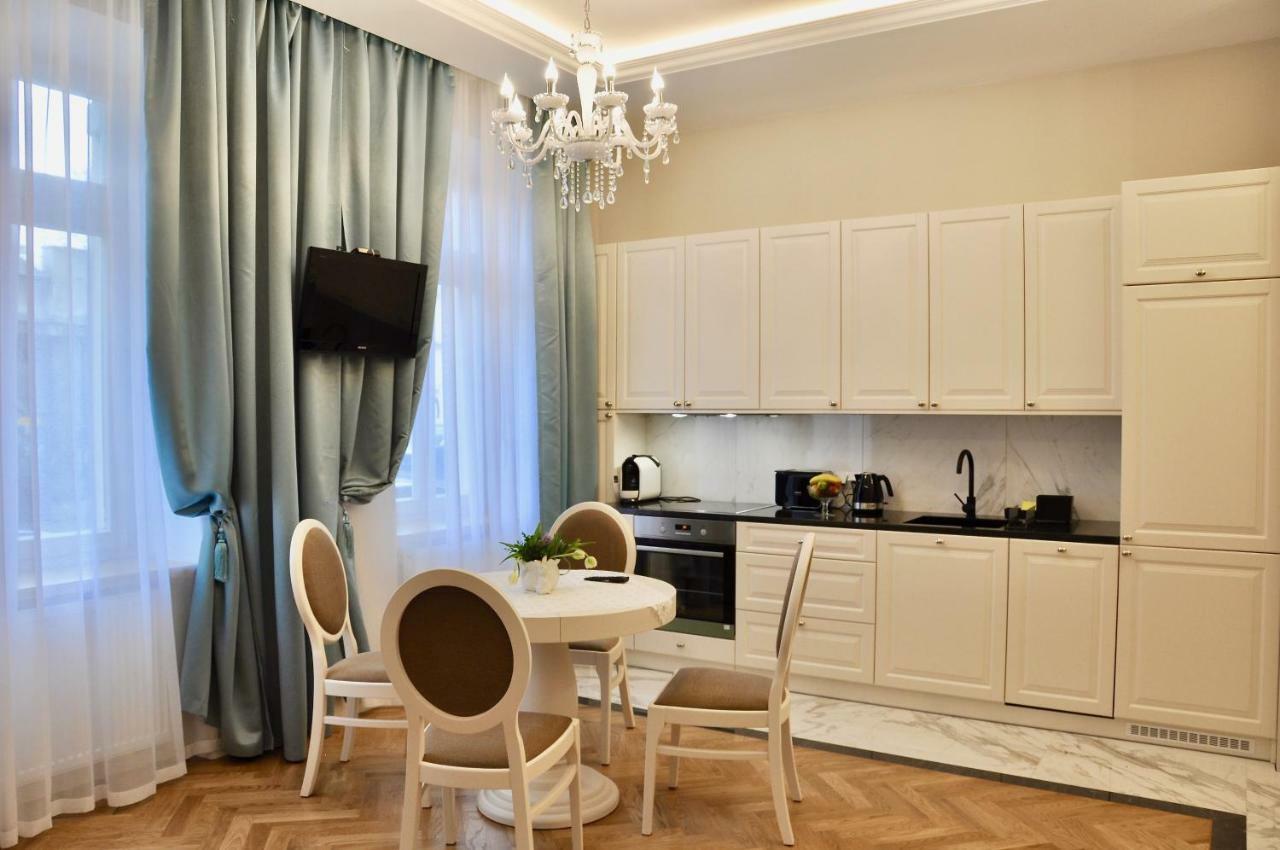 Tresor Barska Apartments Krakow Luaran gambar